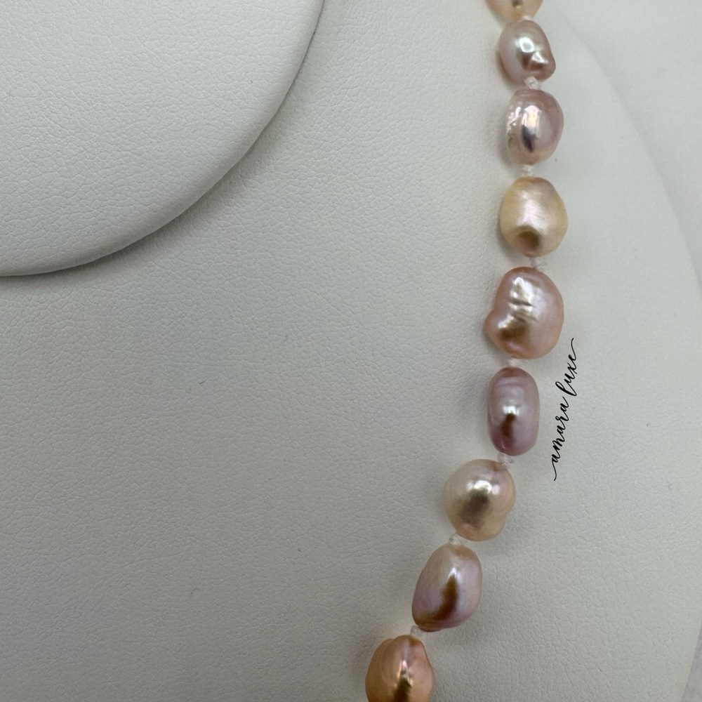 Lavender Purple Freshwater Baroque Pearl Necklace - Picture 6 of 7